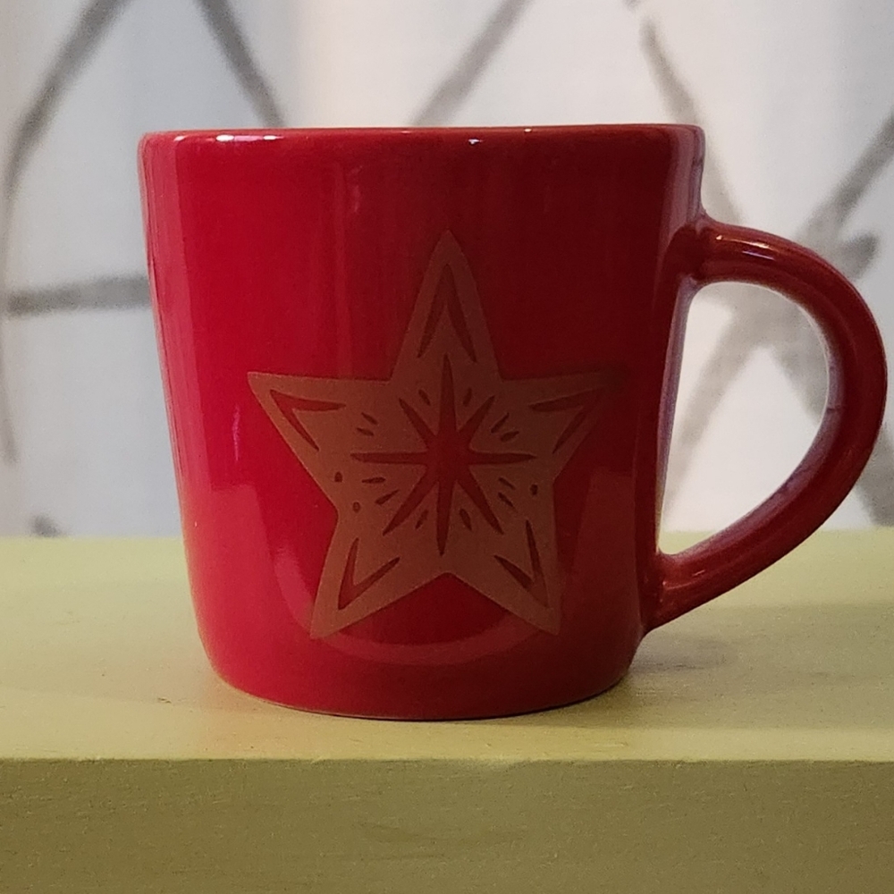 Starbucks 3oz red star demi mug